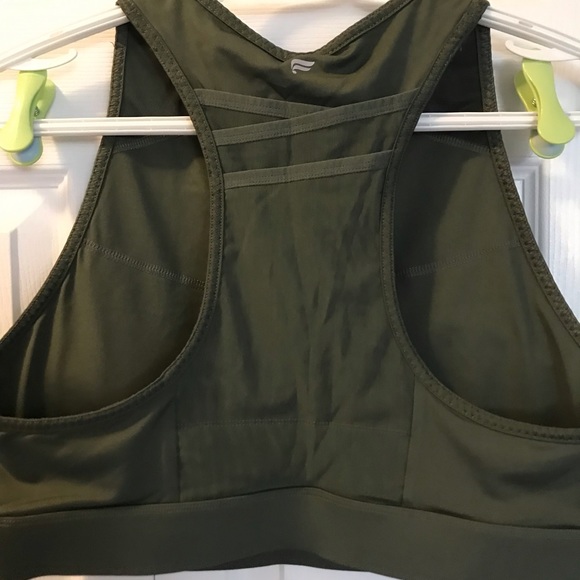 Avocado trinity sports bra with pockets on the back. - Picture 3 of 3